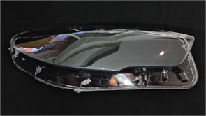 Стекло 11-17 BMW 5 Series GT lampshade  R 1000073