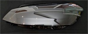 Стекло 18-19 Volkswagen Golf L 1000078
